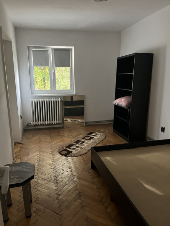 Apartament 2 camere Traian etaj 1