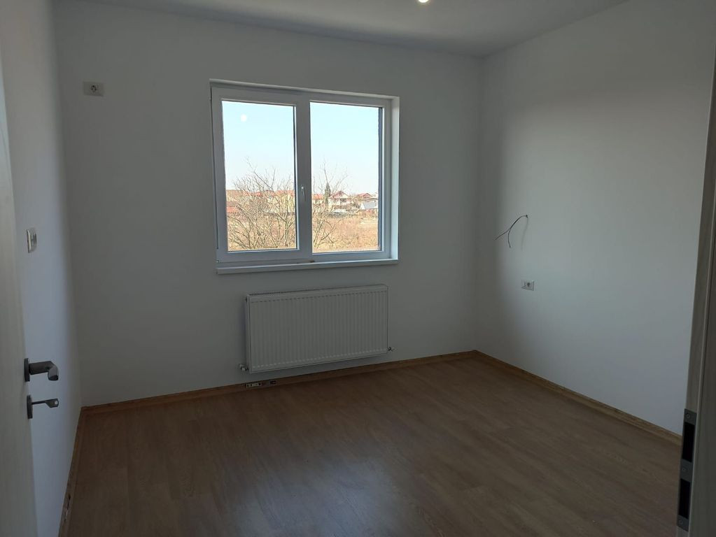 De neratat - vila la alb/4cam,2bai+parcare/centru Popesti...