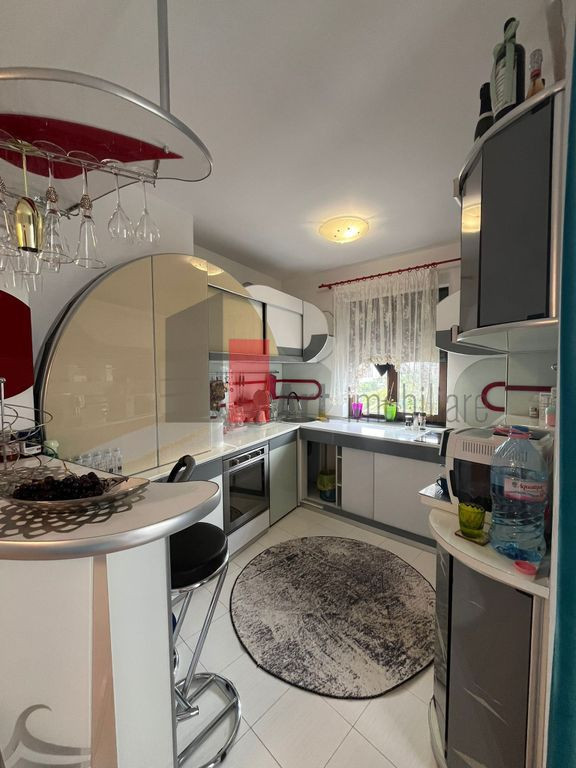 Vanzare apartament 2 camere langa Gran Via Park-Lujerului