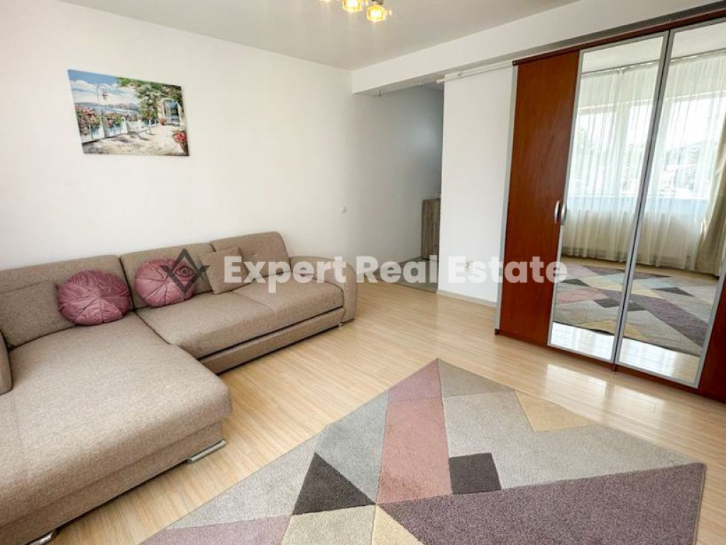 APARTAMENT-LUMINOS 2 CAMERE-OTOPENI