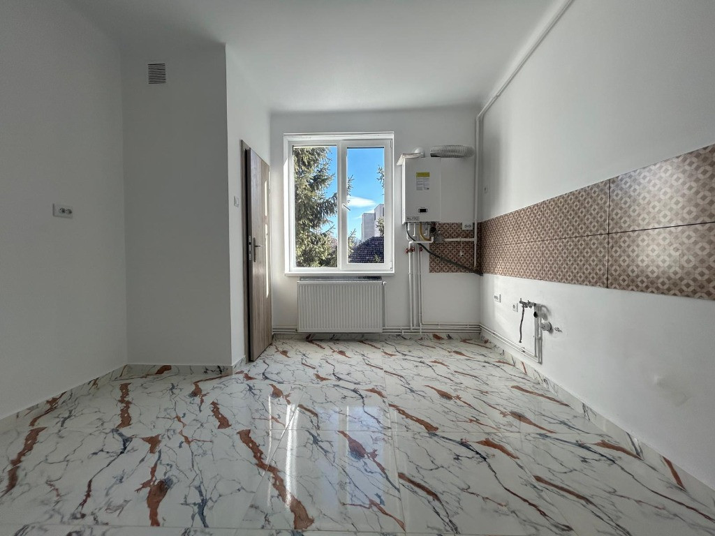 Brasovul Vechi - Apartament 2,5 camere, spatios, insorit, renovat!