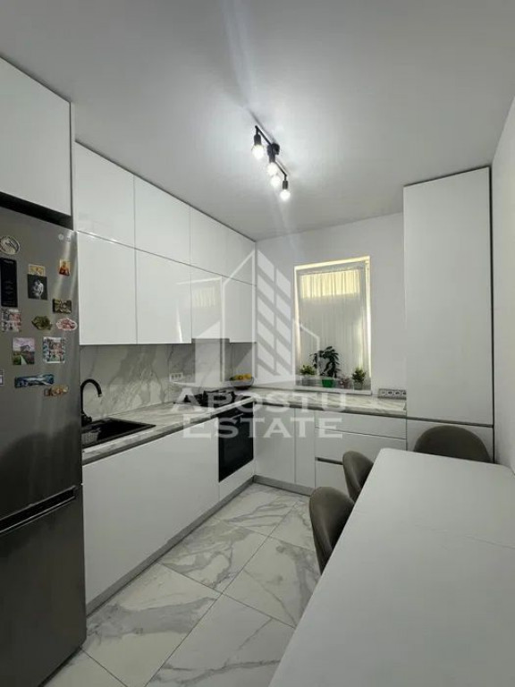 Apartament cu 2 camere, decomandat, incalzire in pardosea...