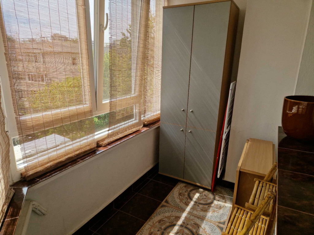 Vitan mall zizin etaj 4