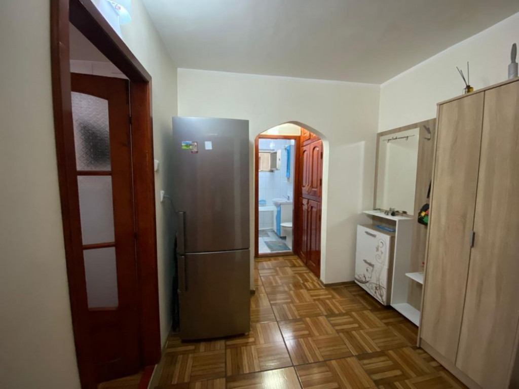 Apartament 2 camere decomandat de inchiriat – Micro 17