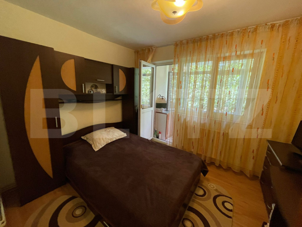 Apartament 2 camere, decomandat, 37 mp, Zona 9 Mai