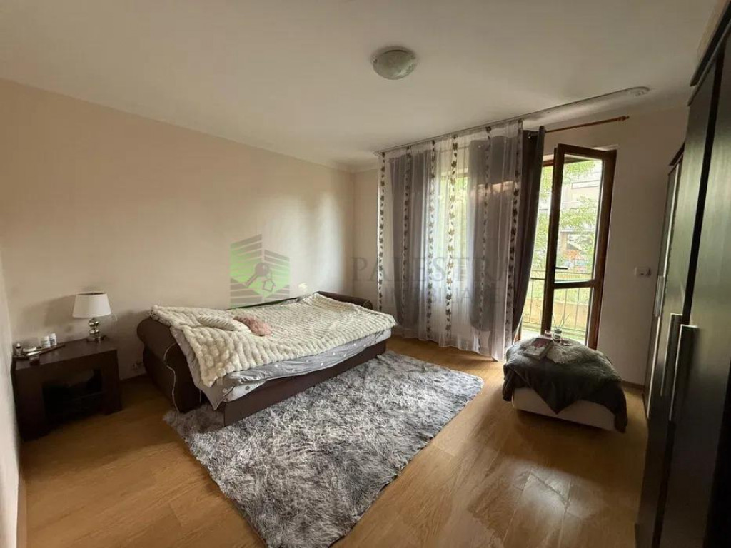 Garsoniera Tractorul -Coresi,mobilata,80500 Euro