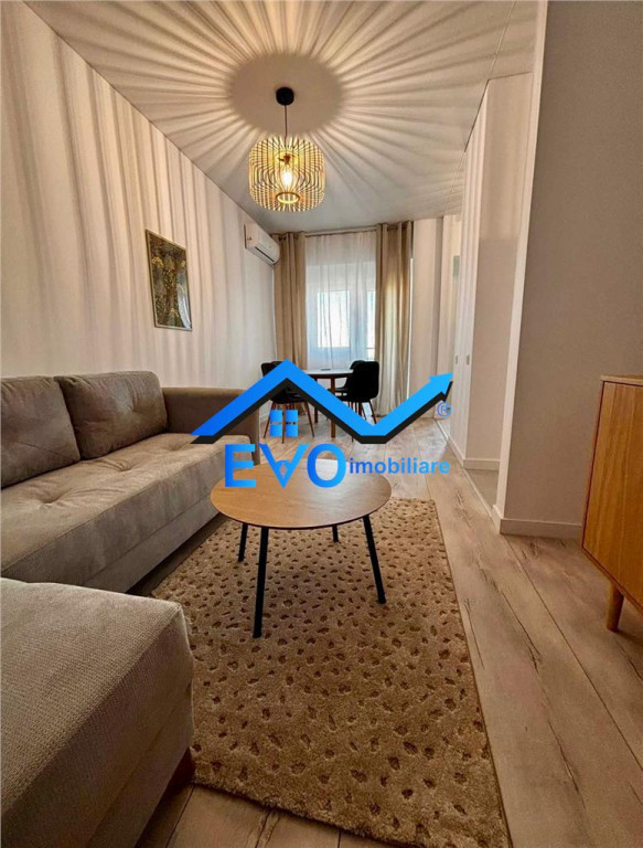 Apartament 2 camere, prima , loc de parcare, complex Solumni