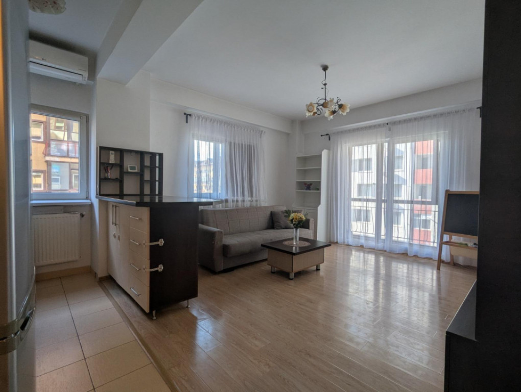 Apartament 3 camere, mobilat și utilat, 67mp, loc parcare s