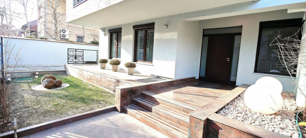 Vila noua boiereasca - Baneasa - Sisesti