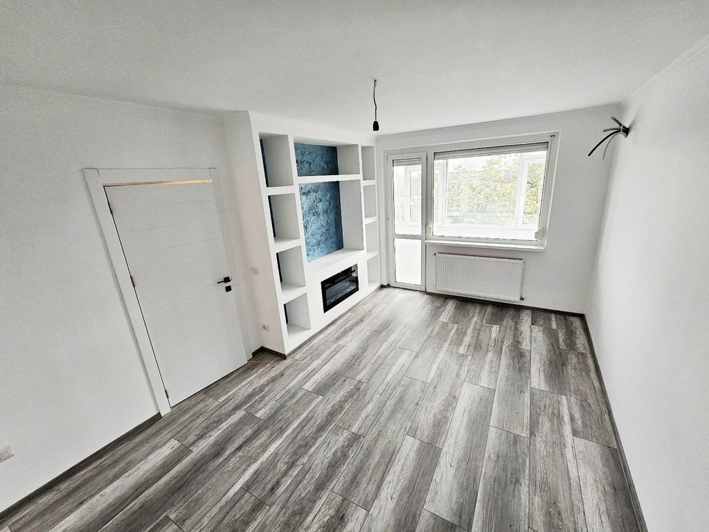 Apartament 2 camere renovat complet, Tiglina 2 - zona Pap...