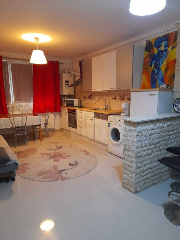 Apartament 2 camere zona Catanelor !