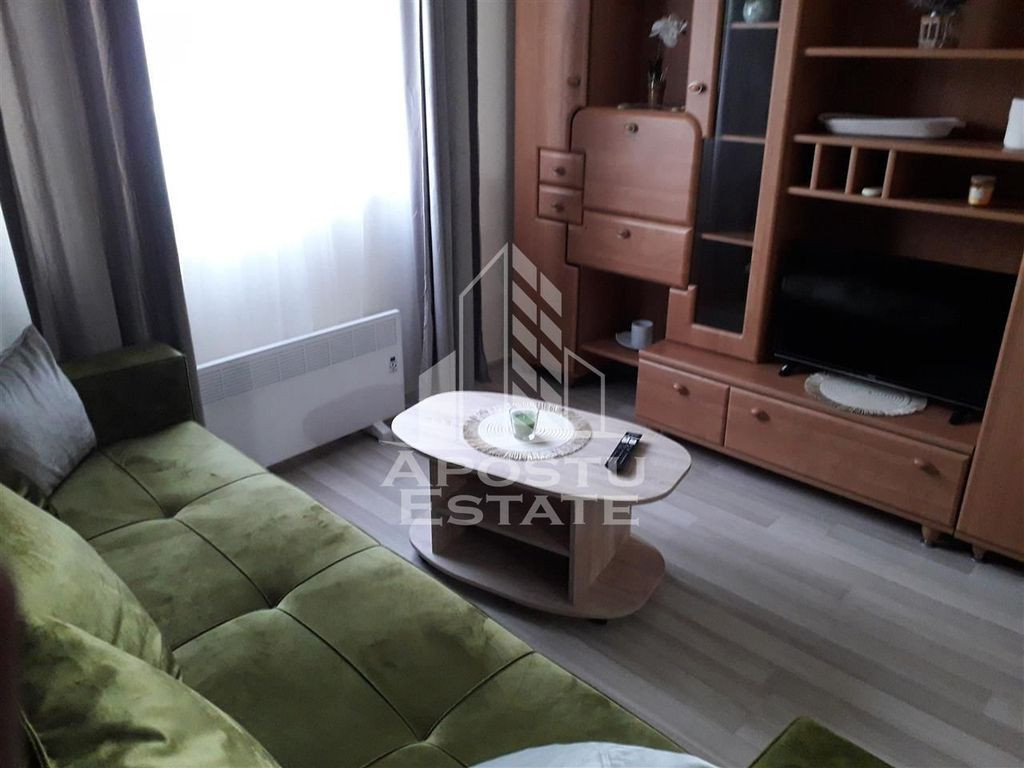 Garsoniera zona Dedeman