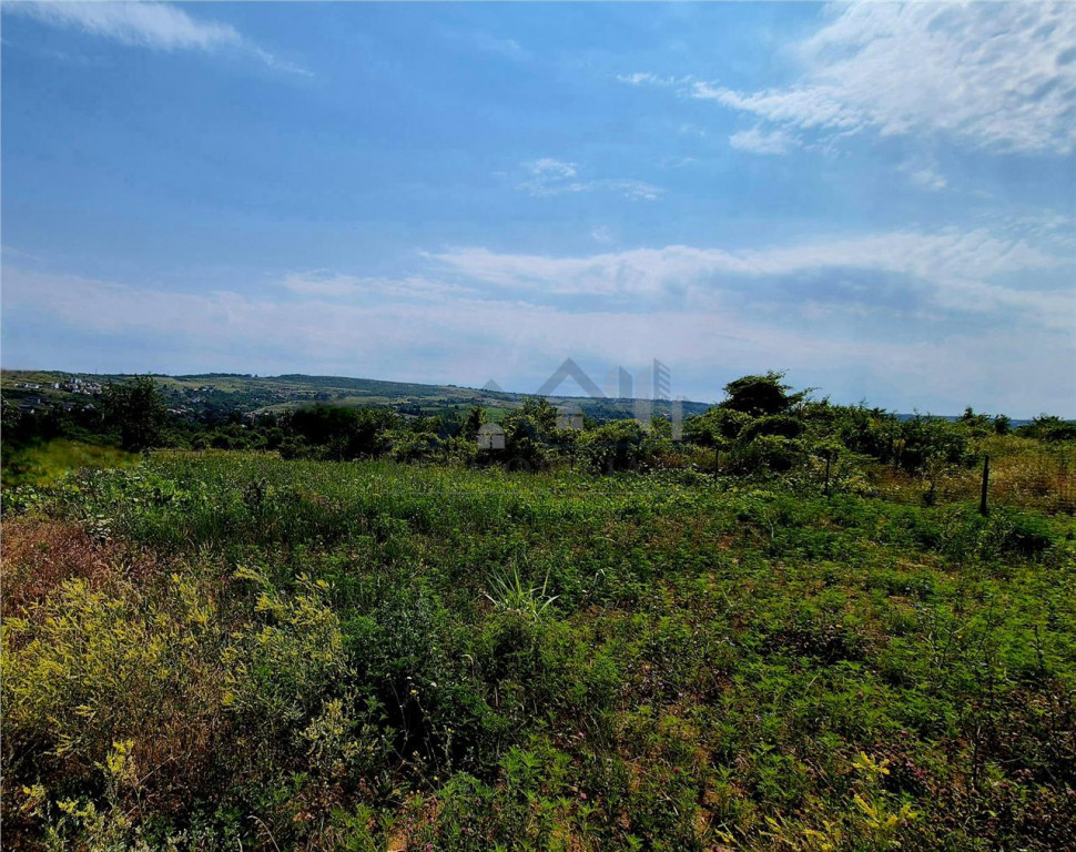 Teren pentru casa cu vedere frumoasa