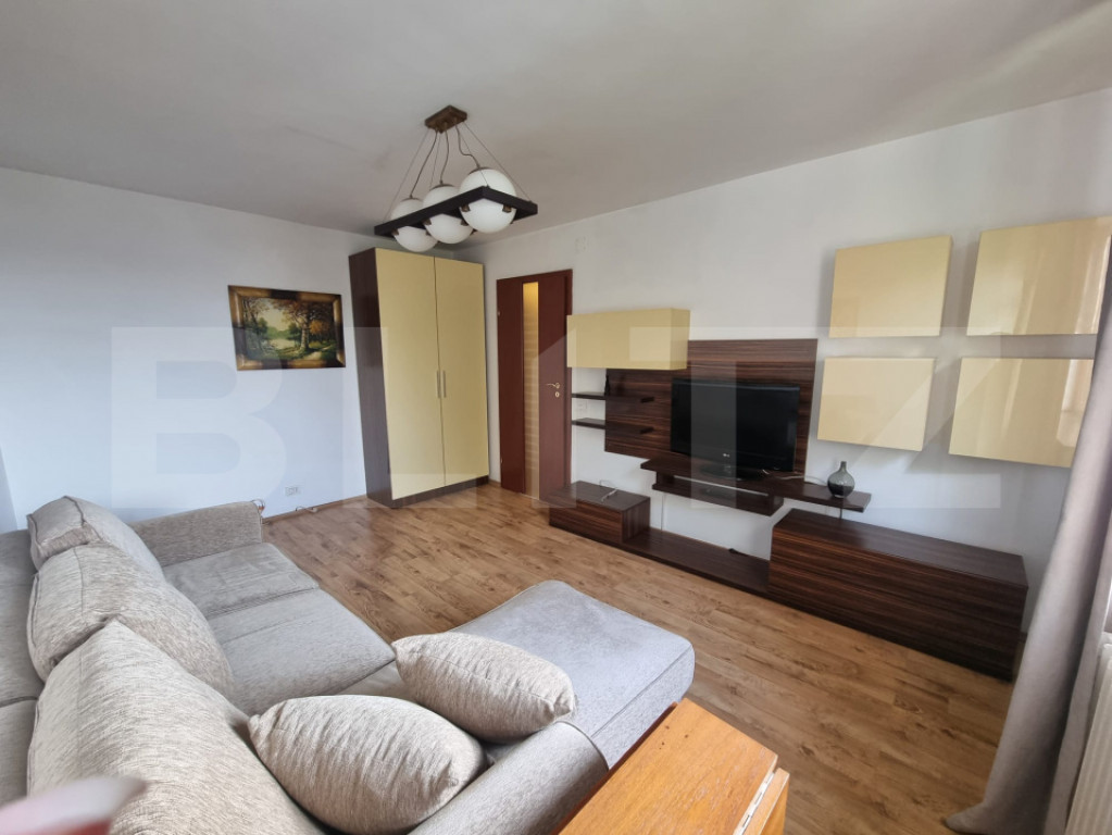 Apartament 2 camere, decomandat, cartierul Rovine, zona grad