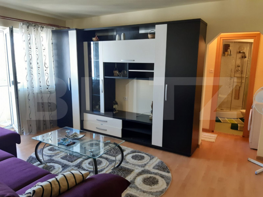 Apartament cu 2 camere, 40 mp, zona Micro 3
