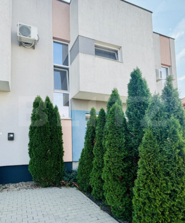 Casa instruita eficient compartimentata, Dumbravita