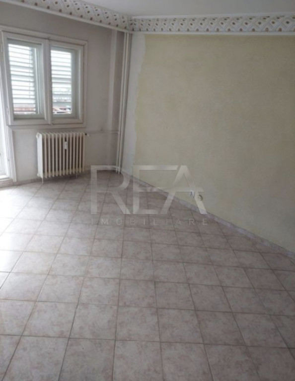 2 camere 4/8, 56mp, Crangasi-Vintila Mihailescu.