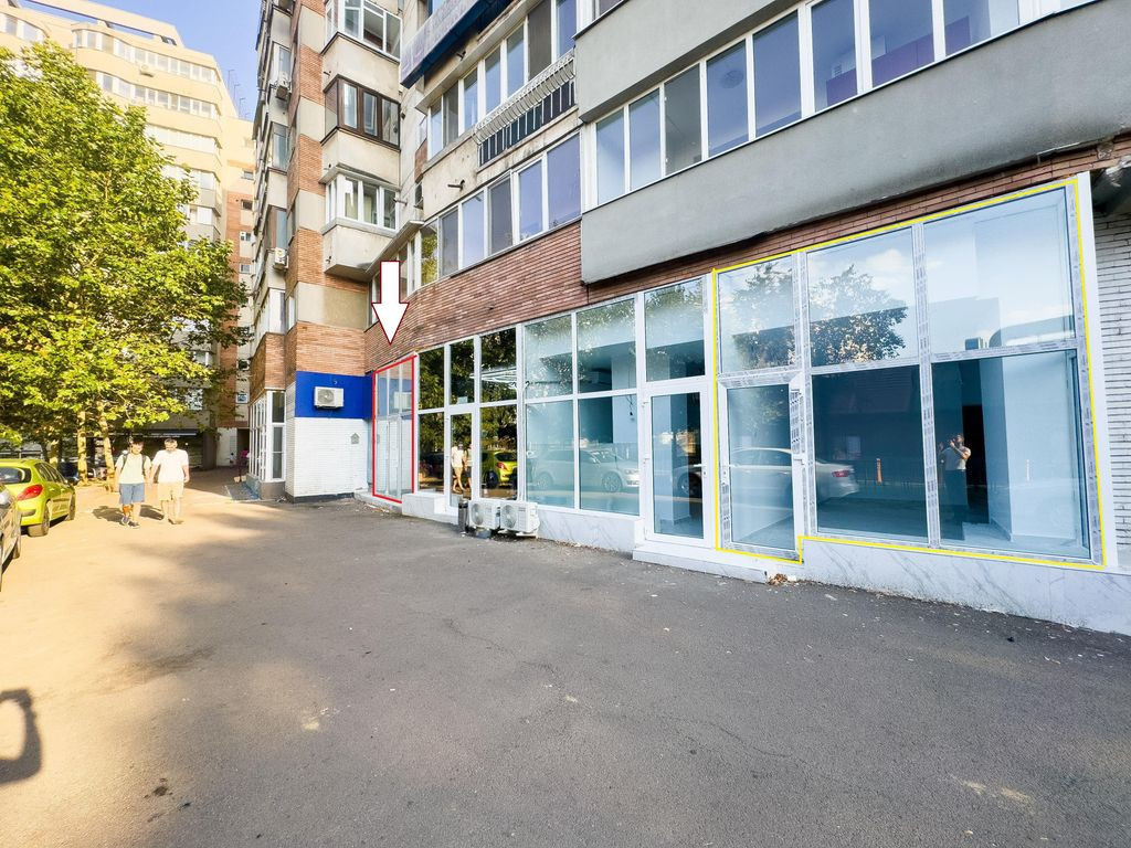 Spatiu comercial 32,2mp Dristor McDonald's Metrou Stradal...