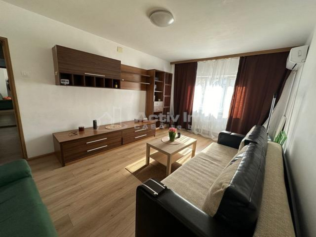 APARTAMENT 2 CAMERE DECOMANDAT INEL2