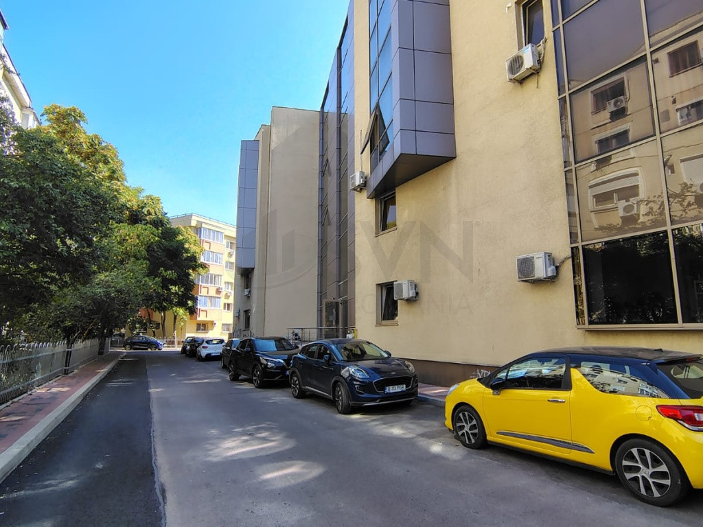 Spatiu birouri Vitan I Chirie avantajos I Mall Vitan