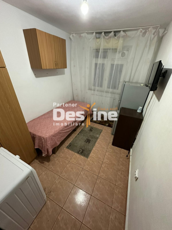 Piața Nicolina - Garsonieră 11mp, AC, mobilată investiți