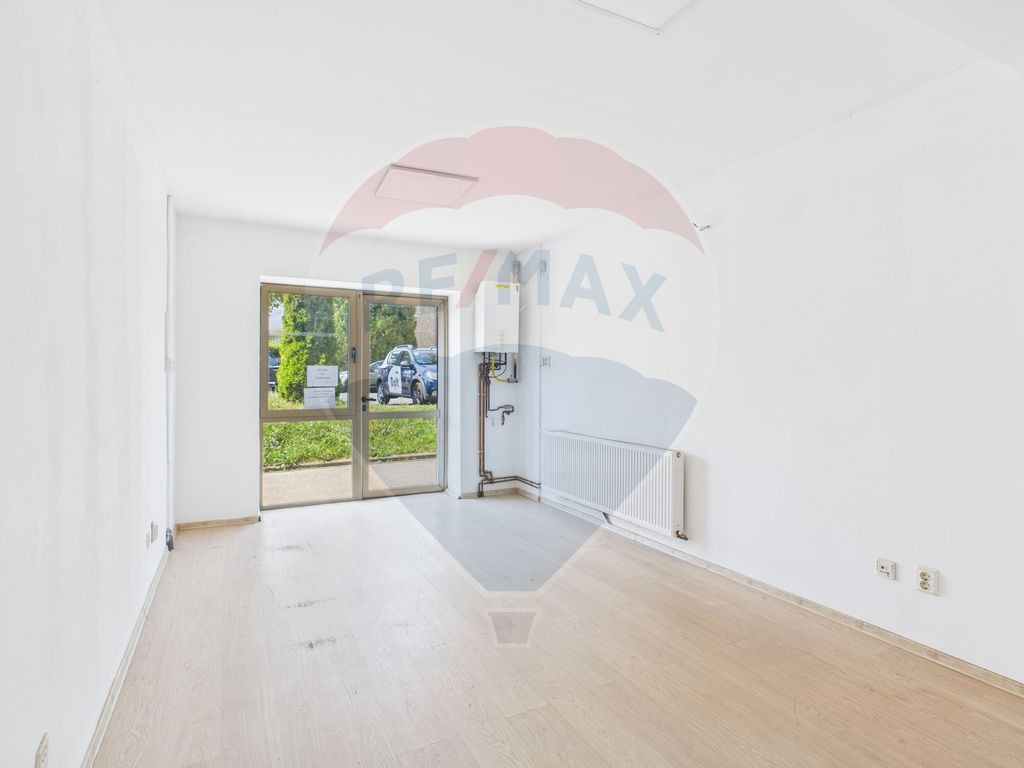 Comision 0/ Spațiu comercial 48mp /în zona Judetean