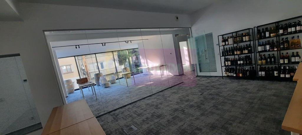 Inchiriere spatiu de birouri la mezanin/S+P+5 in zona Mar...