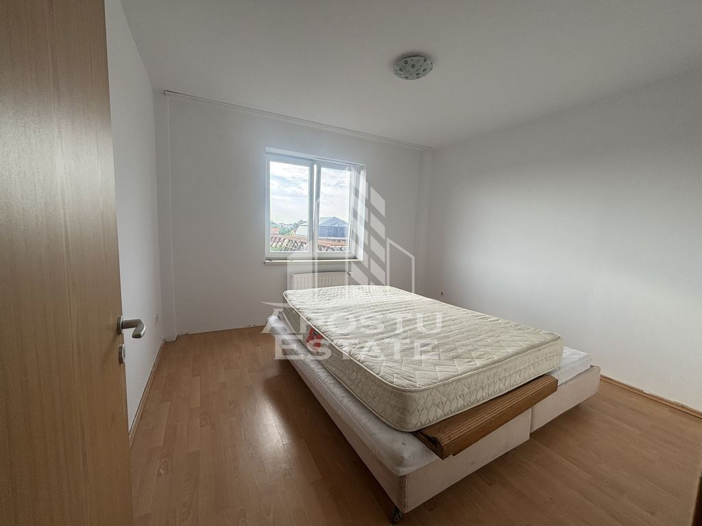 Apartament cu doua camere in zona Girocului, loc de parcare