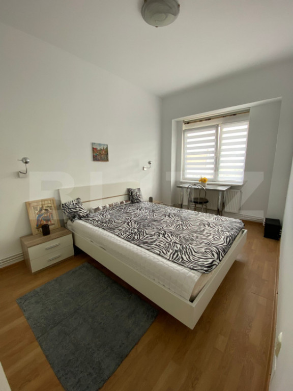 Apartament 2 camere, parcare, zona Centrala