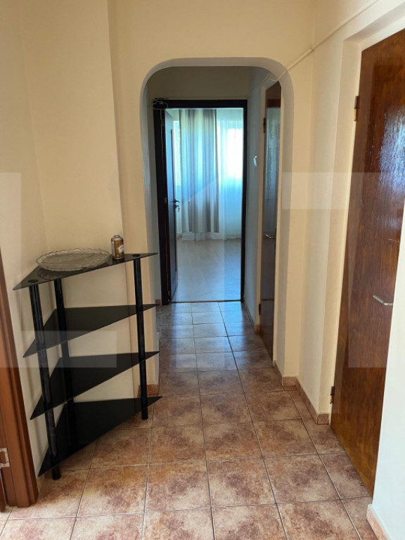 Apartament 3 camere, 2 dormintoare, 56 mp, zona Dristor