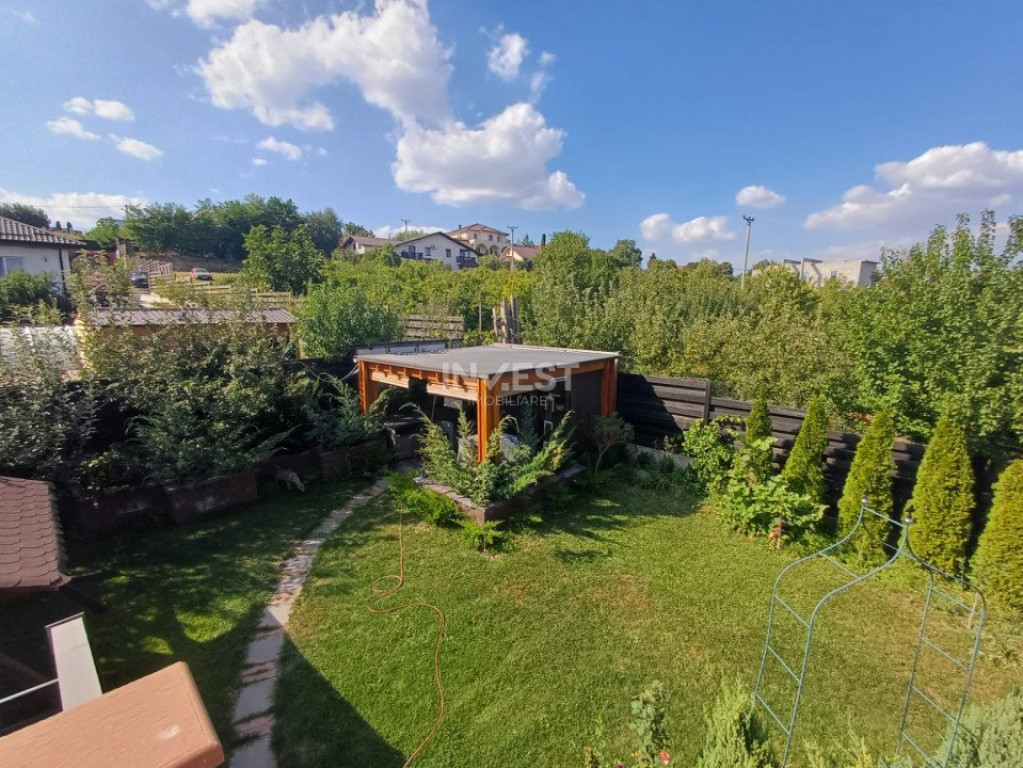 VILA CU 5 CAMERE, 150 MP UTILI, BECI, GARAJ, 717 MP TEREN, V