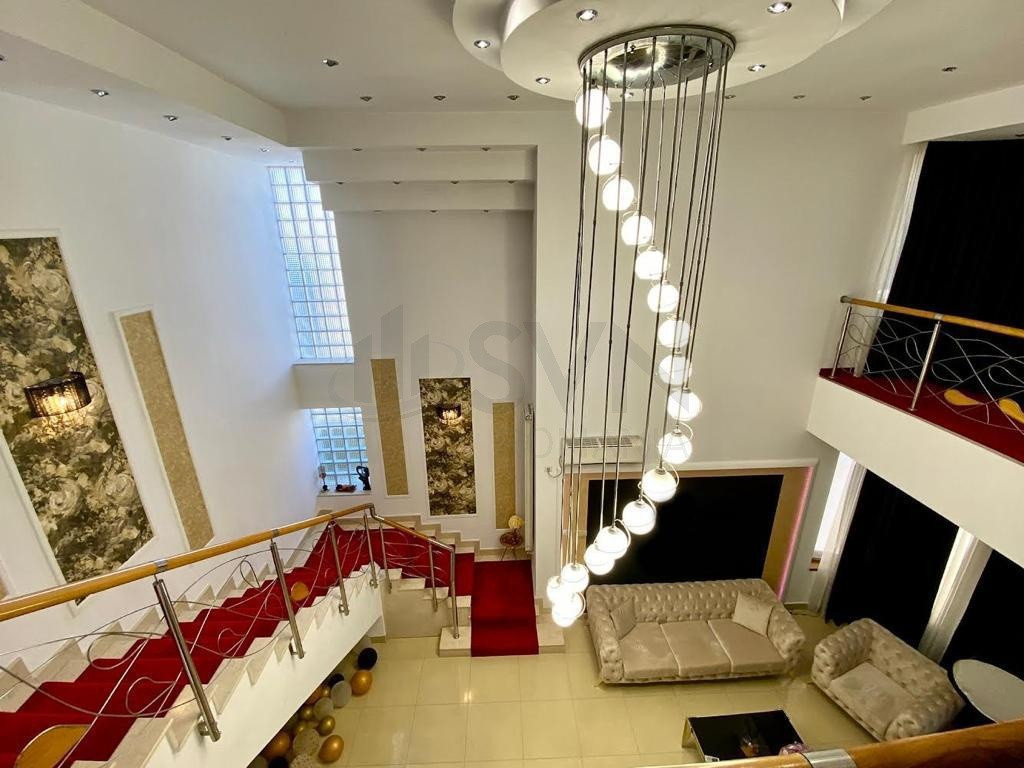 Vila Impunatoare Vatra Luminoasa