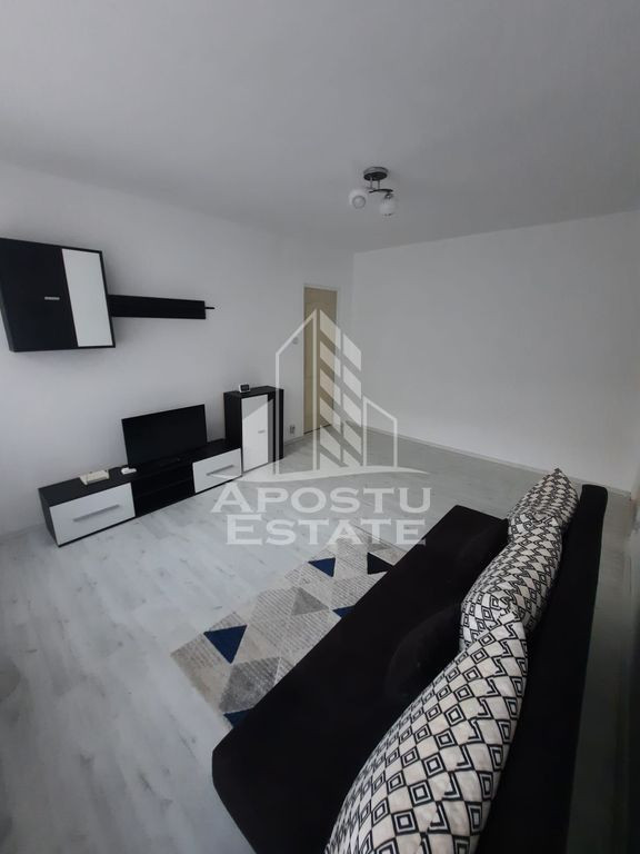 Apartament 3 camere, centrala proprie, zona Iuliu Maniu