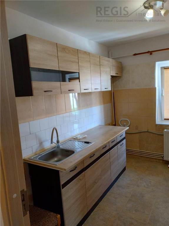 Apartament cu 2 camere, zona Noua