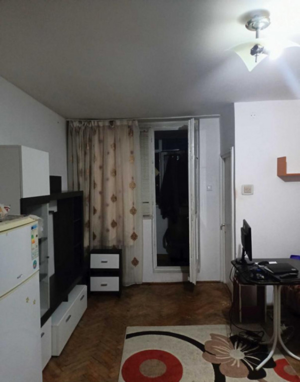 210 euro! Garsoniera -Tatarasi , Flora