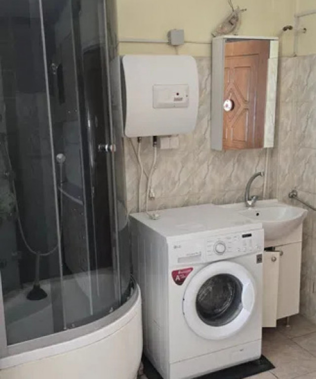 250 euro! Garsoniera Podu Ros, langa jumbo, et 1