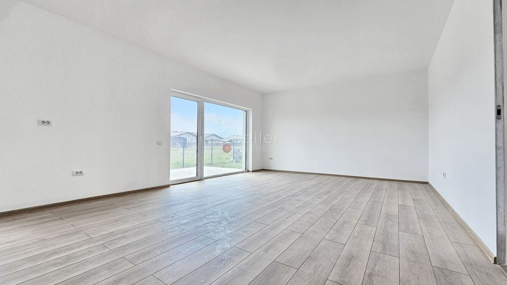 Casa Pe Un Singur Nivel | One Floor Villas