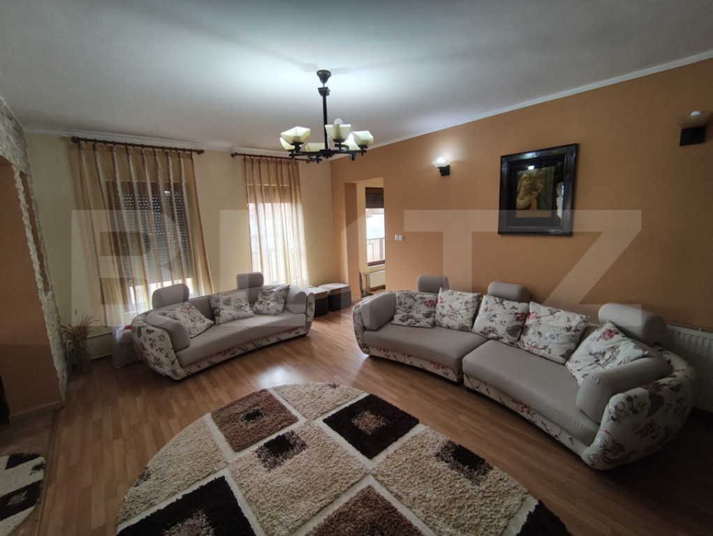 De vanzare casa la intrare in Cihei 185mp P+M+beci teren 270