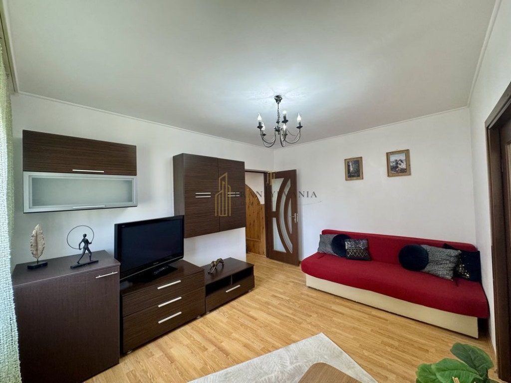 Închiriez apartament 2 camere, zona Cedonia