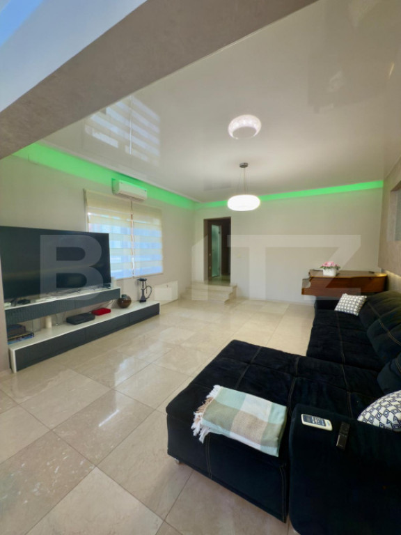 Apartament 3 camere, 108 MP, LUX, parcare, Pet Friendly, zon