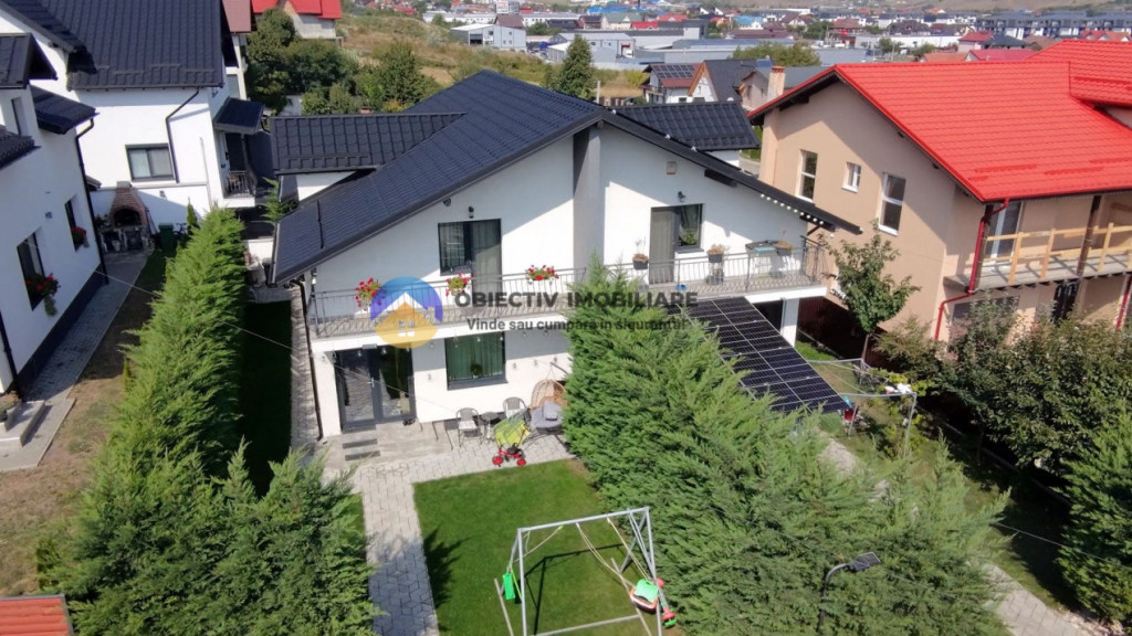 Investiție Ideală: Casă de Lux în Zona Fermelor