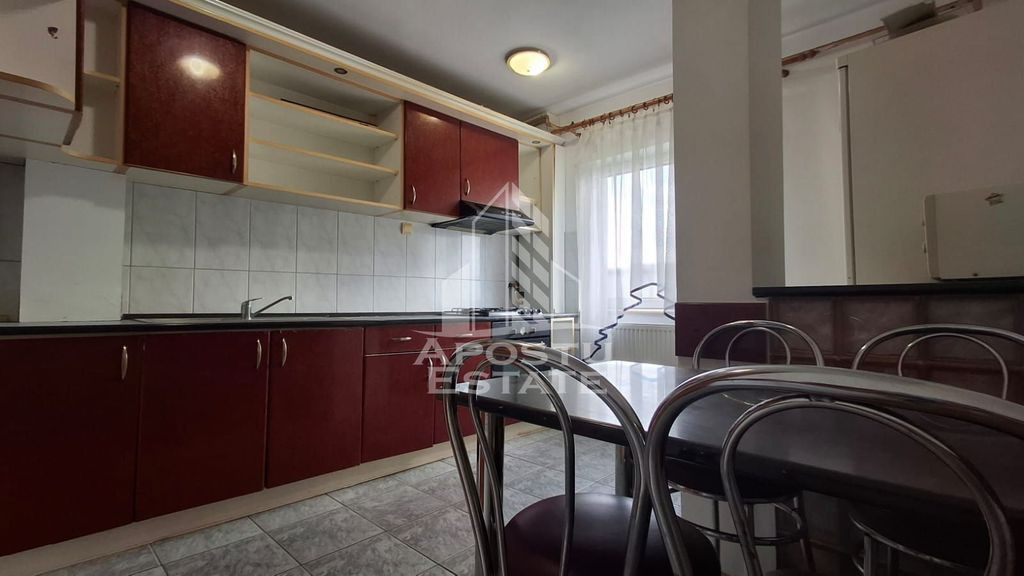 Apartament 3 camere decomandat, Miorița