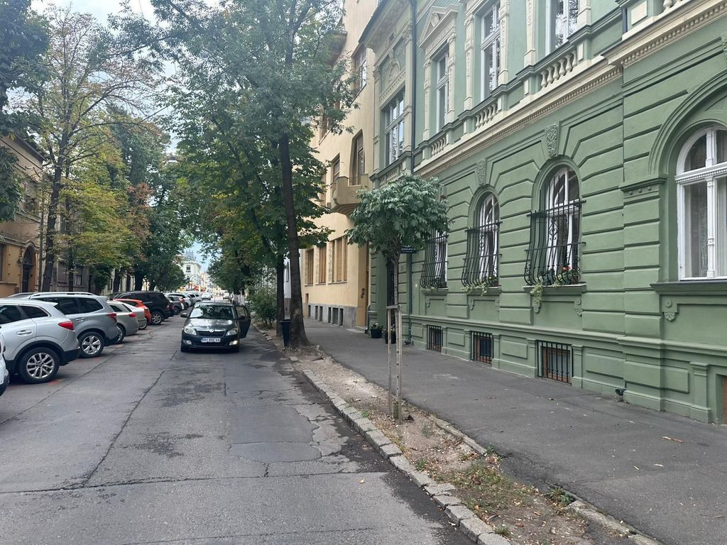 Spațiu comercial, ultracentral 125 mp – Oradea, Piața...