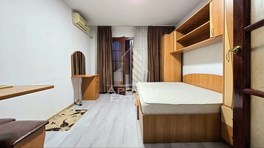 Garsoniera, Buziasului, Etaj intermediar