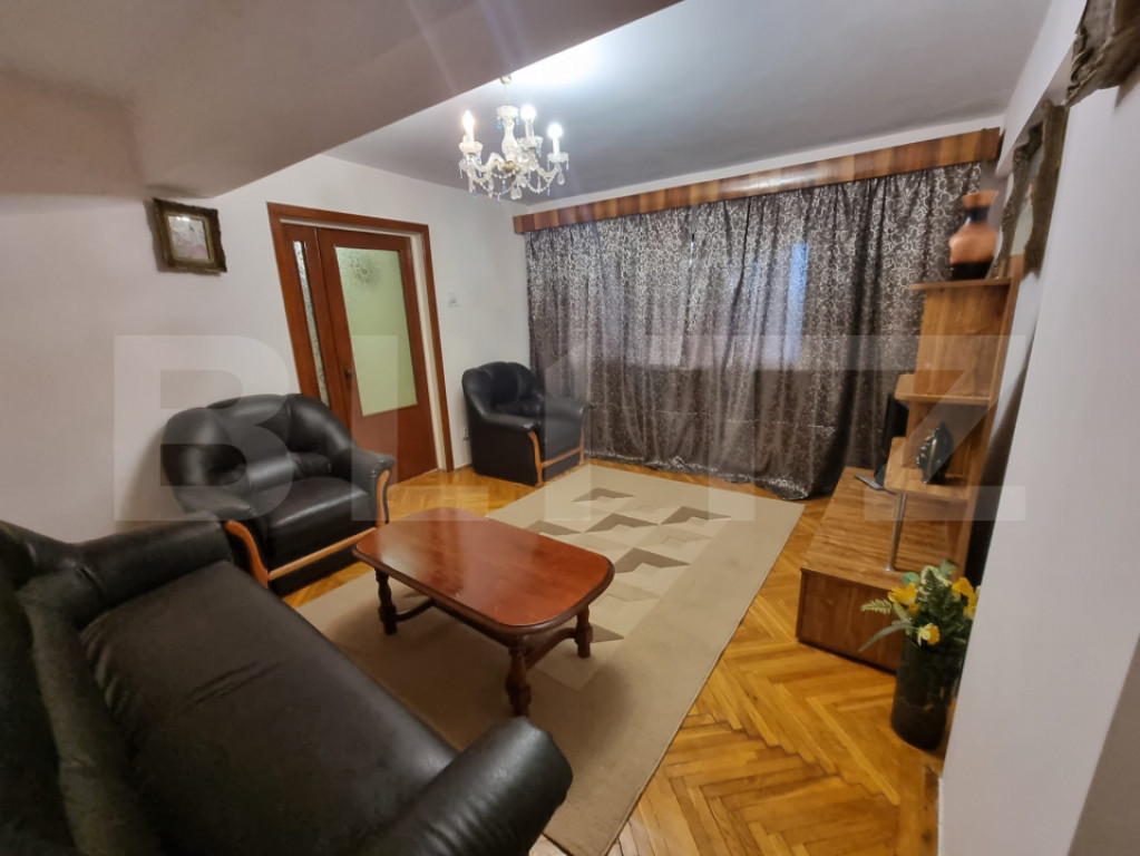 Apartament 3 camere decomandat, zona Ramada