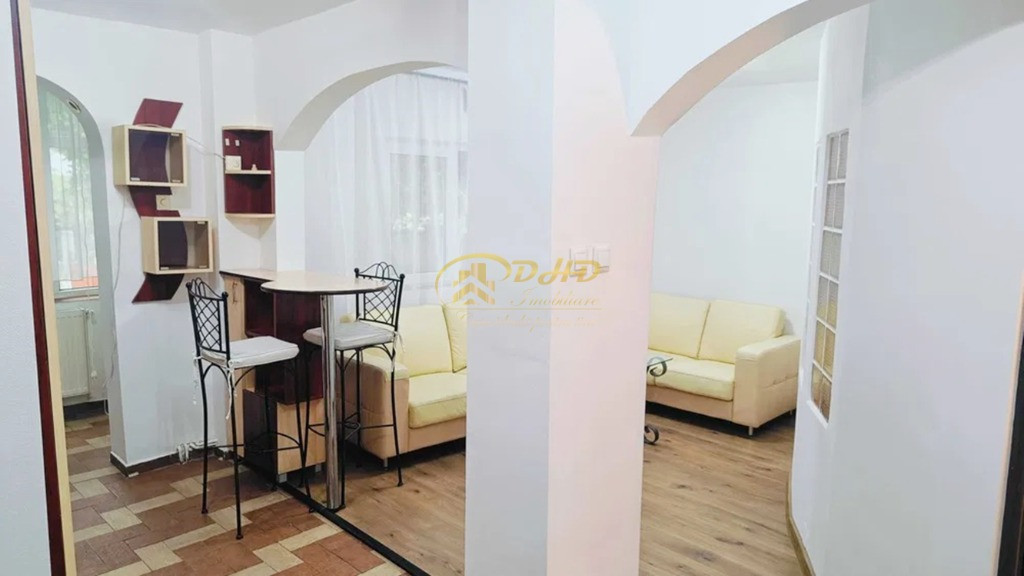 Apartament 2 camere Podul de Fier