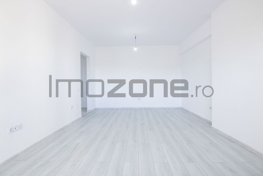 2 camere, 65 mp, etaj 10, bucatarie 10 mp, vedere panoram...