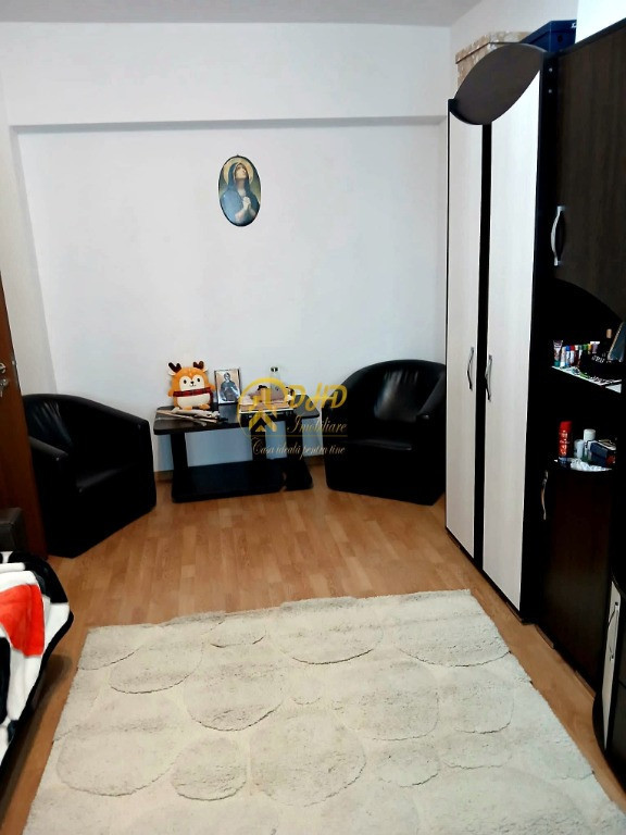 PACURARI, 500€, 2D, lângă pizza smile