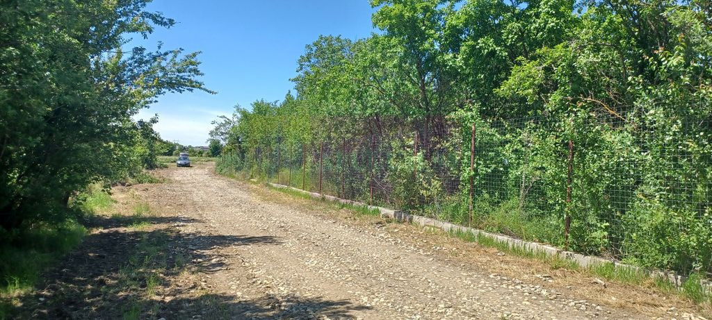 Teren 3.500 mp intravilan construibil pe DJ 602, în Săb...