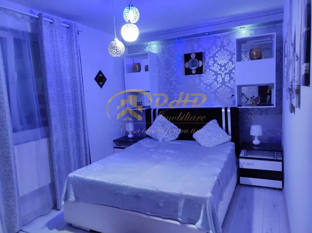 Apartament 3 camere la vila in Tatarasi